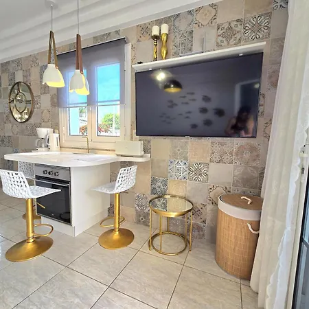 Апартаменты Orlando Sea