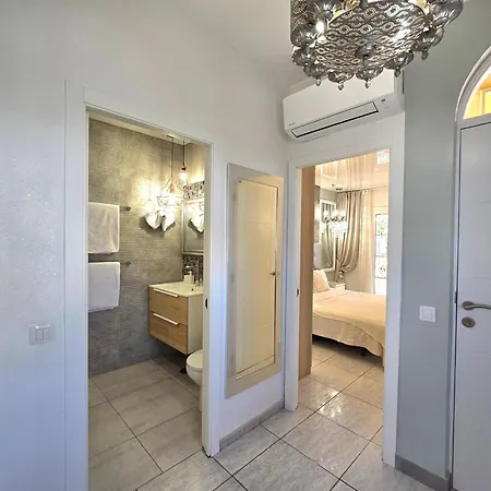 Orlando Sea 아데제